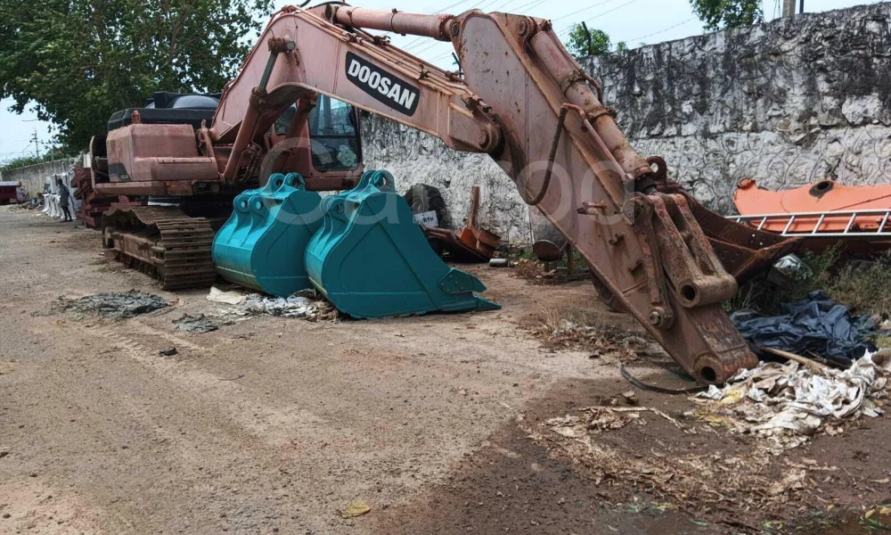 Doosan Infracore India Private Limited 340 LR Excavator